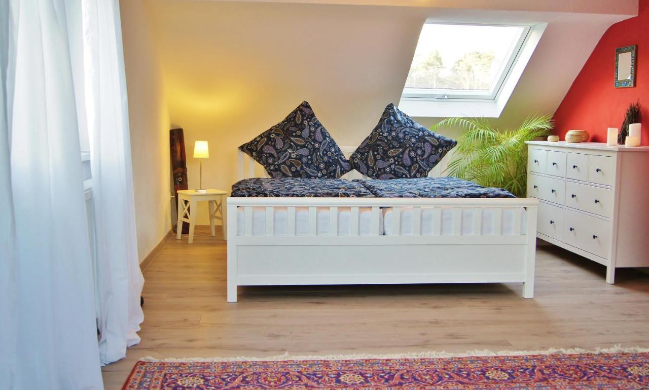 Schoene, Grosse Ferienwohnung In Waldenbuch, Nahe Stuttgart Messe, Boeblingen, Sindelfingen 외부 사진