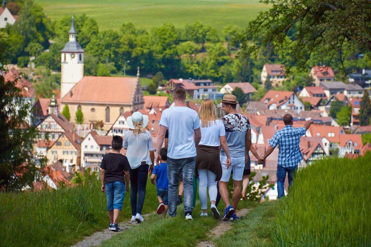 Schoene, Grosse Ferienwohnung In Waldenbuch, Nahe Stuttgart Messe, Boeblingen, Sindelfingen 외부 사진