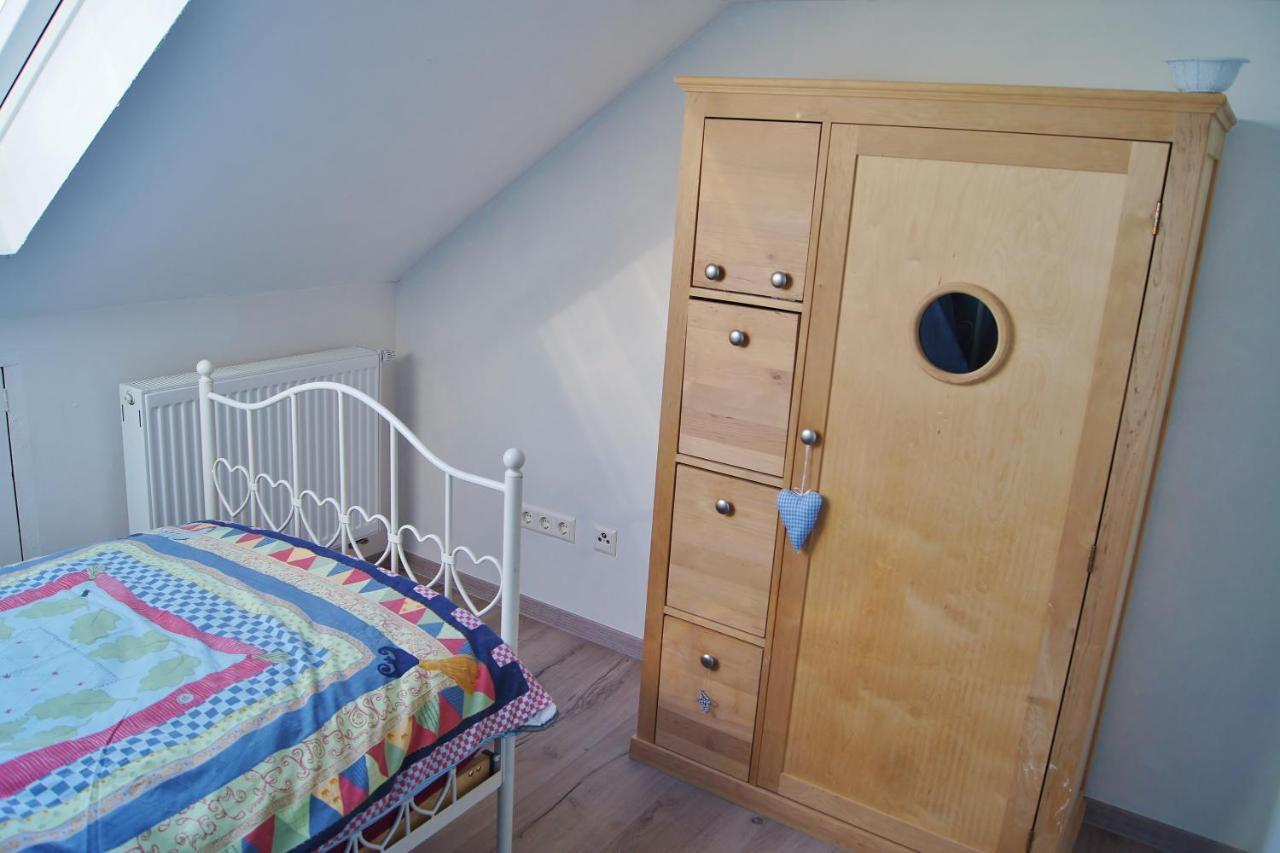 Schoene, Grosse Ferienwohnung In Waldenbuch, Nahe Stuttgart Messe, Boeblingen, Sindelfingen 외부 사진